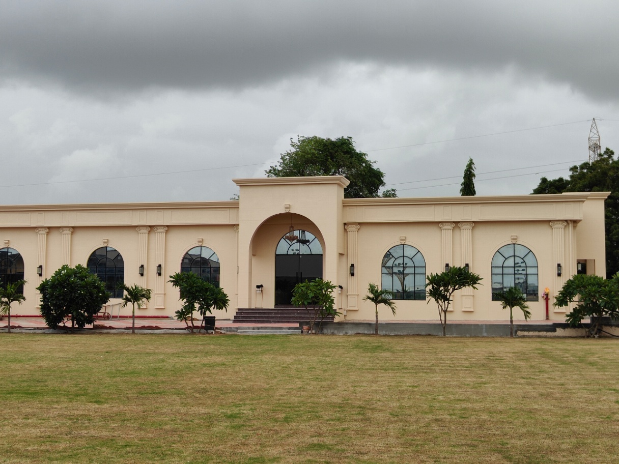 Parishram The Lawns — Party Plot / Lawns, Gondal